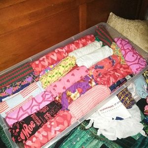 I have hundreds of lularoe leggings all sizes all